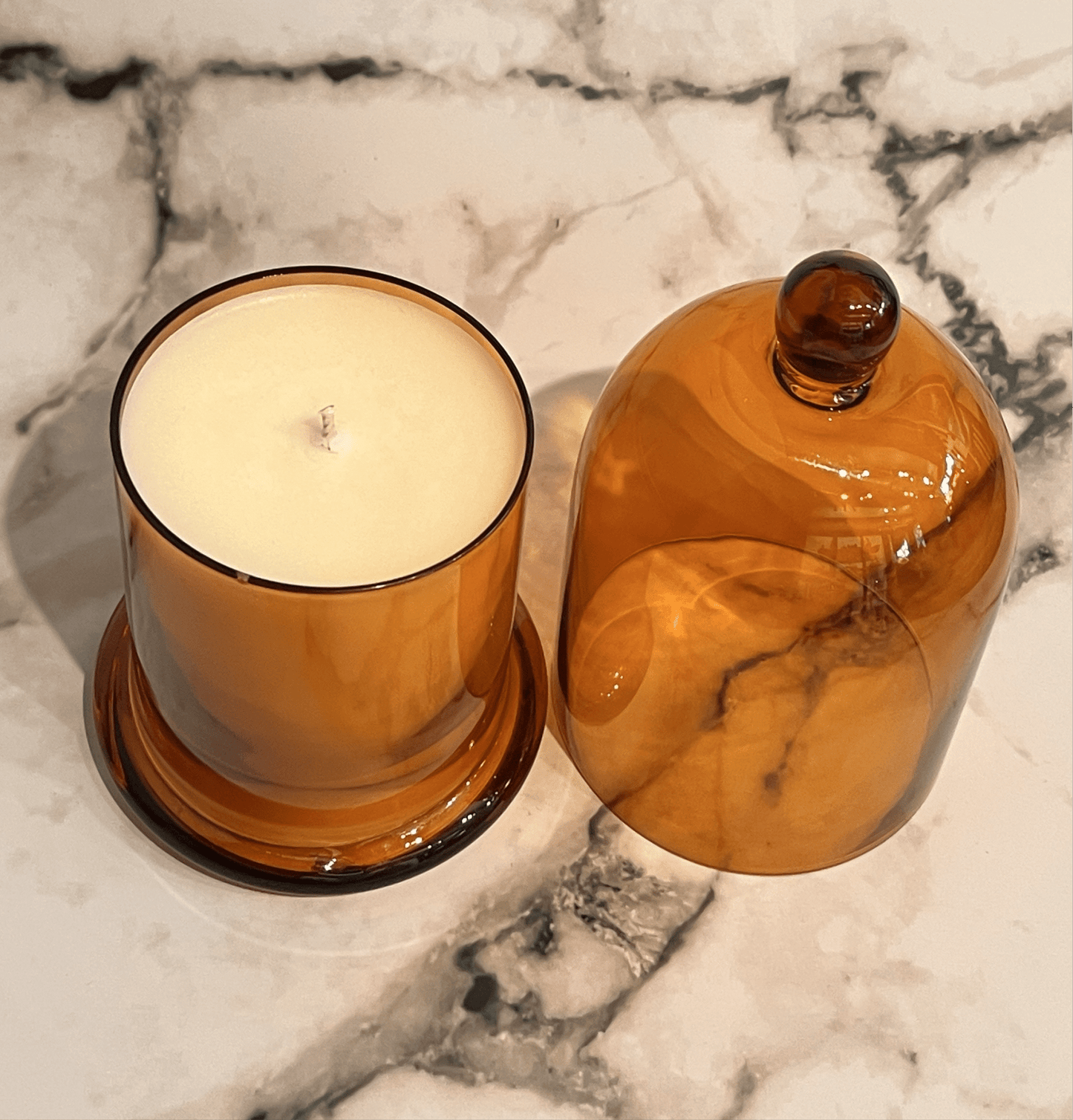 BAKED APPLE SLICE CLOCHE CANDLE (340G) 50 HRS - All Said & DoneBAKED APPLE SLICE CLOCHE CANDLE (340G) 50 HRSRapeseed and Coconut wax candleAll Said & Done LTDclocheamber